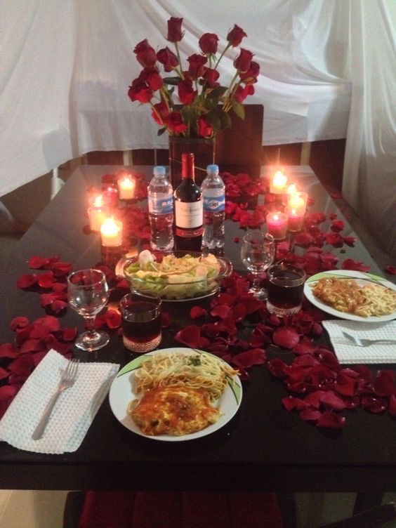 HOST A ROMANTIC DINNER FOR TWO